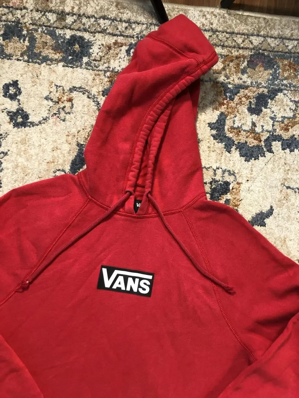 Vans Versa Hoodie Sweatshirt Mens Medium Red Fleece Pullover Kangaroo Logo